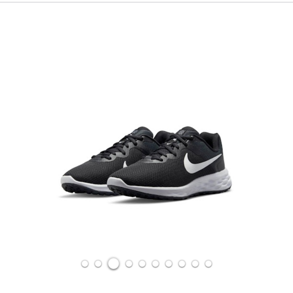 Nike Women's Revolution Size 8.5 Narrow Black and White Athletic Shoe